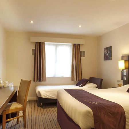 Premier Inn London Southwark エクステリア 写真