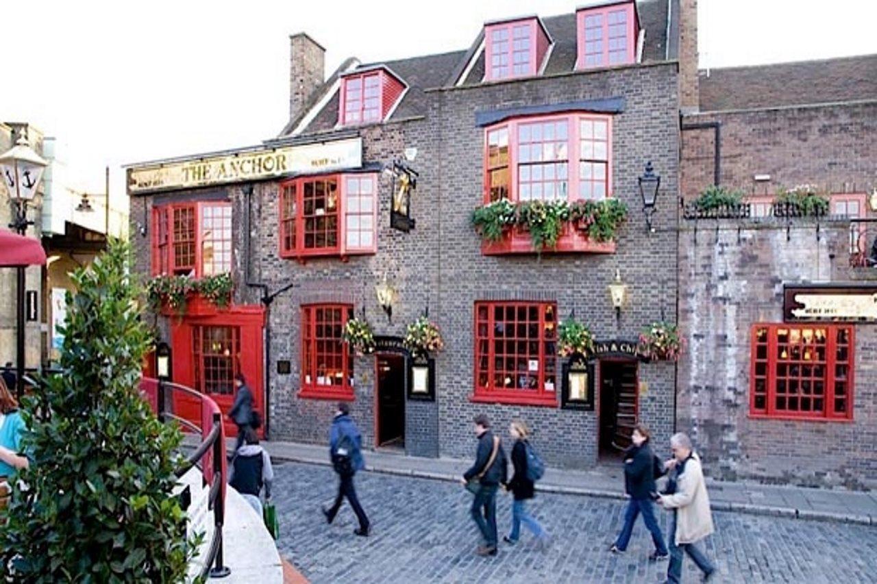 Premier Inn London Southwark エクステリア 写真